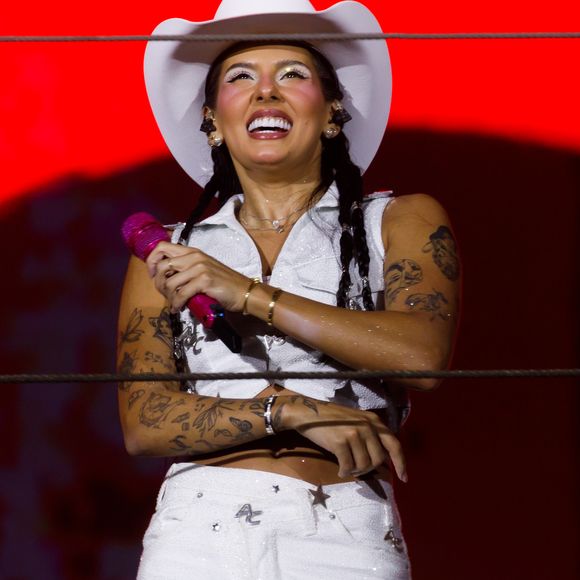 Na legenda do álbum publicado no Instagram, a artista agradeceu a recepção dos fãs: “Brasília marcou o início de 2026. Obrigada pelo carinho de sempre e por transformarem essa noite em um começo inesquecível”.