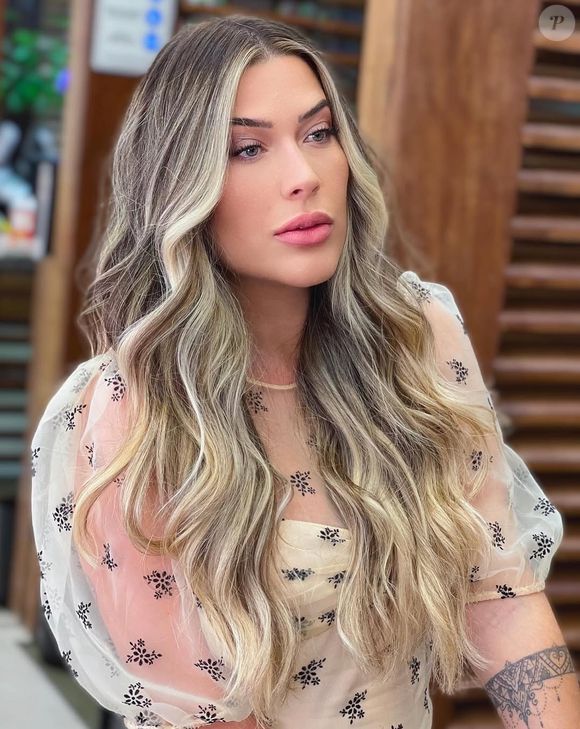 Renata Muller ficou solteira em 2022, quando descobriu uma traição de Victor Pecoraro