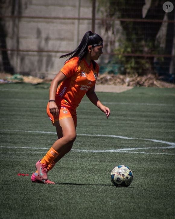 Futebol feminino é o futuro:  Copa do Mundo FIFA (a Masculina em 2026 e a Feminina em 2027) são patrocinadas pela Dove.
