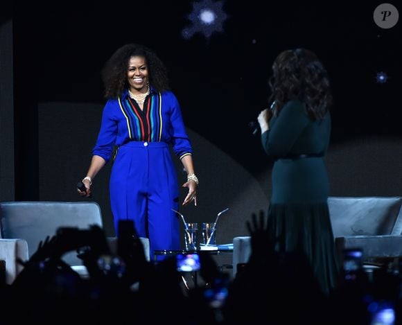 'Nunca me visto apenas para seguir uma tendência', afirmou Michelle Obama ao falar sobre estilo e autoconfiança