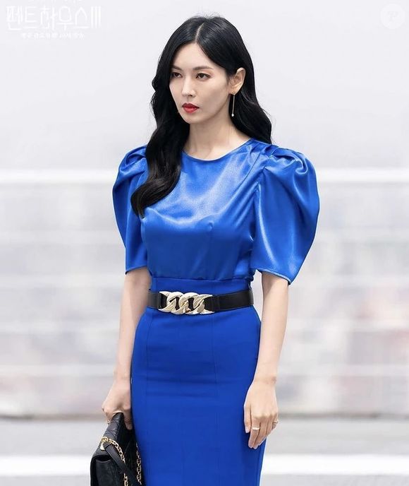 'The Penthouse': em um prédio de luxo, famílias ricas travam batalhas por poder e status, revelando segredos e crimes para proteger seus filhos e subir ao topo