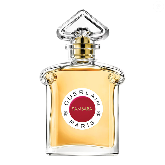 1. O Samsara, da Guerlain, é um perfume clássico lançado originalmente em 1989 que combina notas amadeiradas e orientais em uma composição marcada pela sensualidade. Com jasmim, sândalo, ylang-ylang e baunilha, a fragrância atravessou décadas e continua entre as criações emblemáticas da tradicional casa francesa