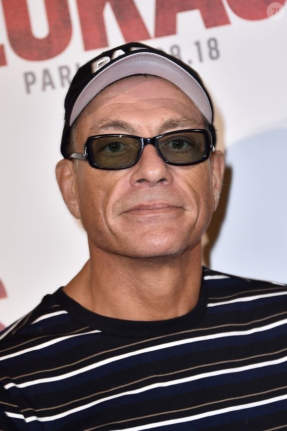Jean-Claude Van Damme faz até 8 pequenas refeições por dia e defende o fato de que comer mais vezes, em menos quantidade, pode diminuir a gordura corporal