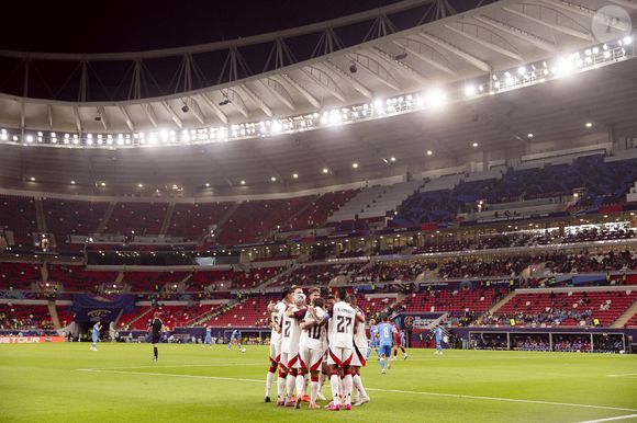 Se o Flamengo conquistar o título, garante uma bolada de 5 milhões de dólares, o que equivalente a R$ 27,4 milhões na atual cotação