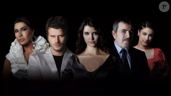 Beijos longos, adultério e paixão proibida: a novela turca que foi censurada em países muçulmanos.