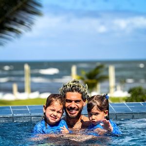 Zé Felipe expôs na rede social um áudio que recebeu da filha do meio, Maria Flor