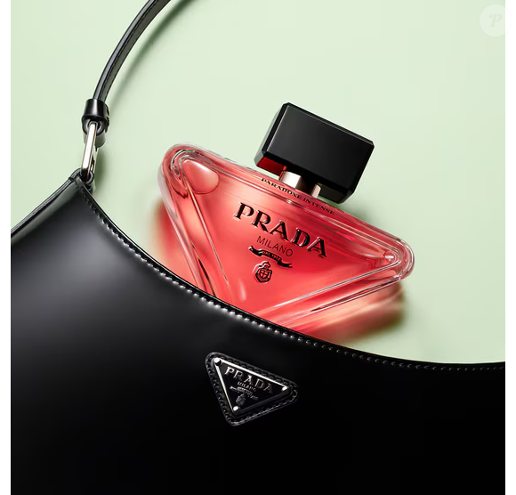 Paradoxe Intense, da Prada, combina luxo e sofisticação