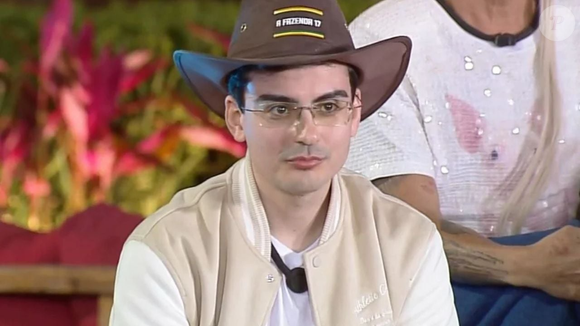 Justiça autoriza intimação de Dudu Camargo dentro do reality rural da Record