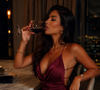 Em clima de decisão da Copa do Mundo 2026, a final entre Espanha e Argentina também inspira a moda, e uma bota na cor "vinho Cabernet Sauvignon argentino" surge como aposta fashion da estação
