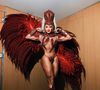 Carnaval 2025: Juju Salimeni, rainha de bateria da Barroca Zona Sul, homenageou Iansã com fantasia de 30 mil cristais