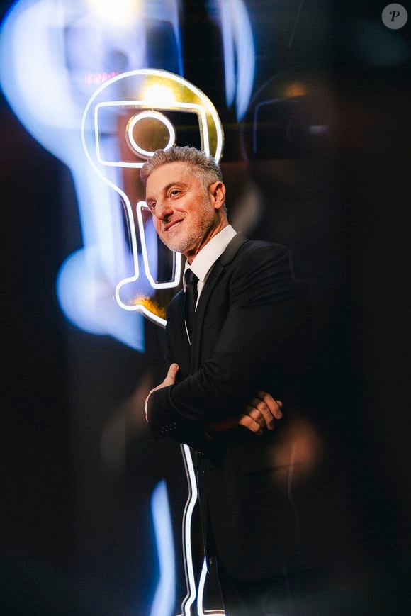 Em entrevista, Luciano Huck criticou a eficácia do programa do governo federal Bolsa Família