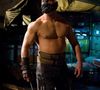 Em 'Batman: O Cavaleiro das Trevas Ressurge' (2012), Tom Hardy teve que 'bombar' seu corpo para viver Bane