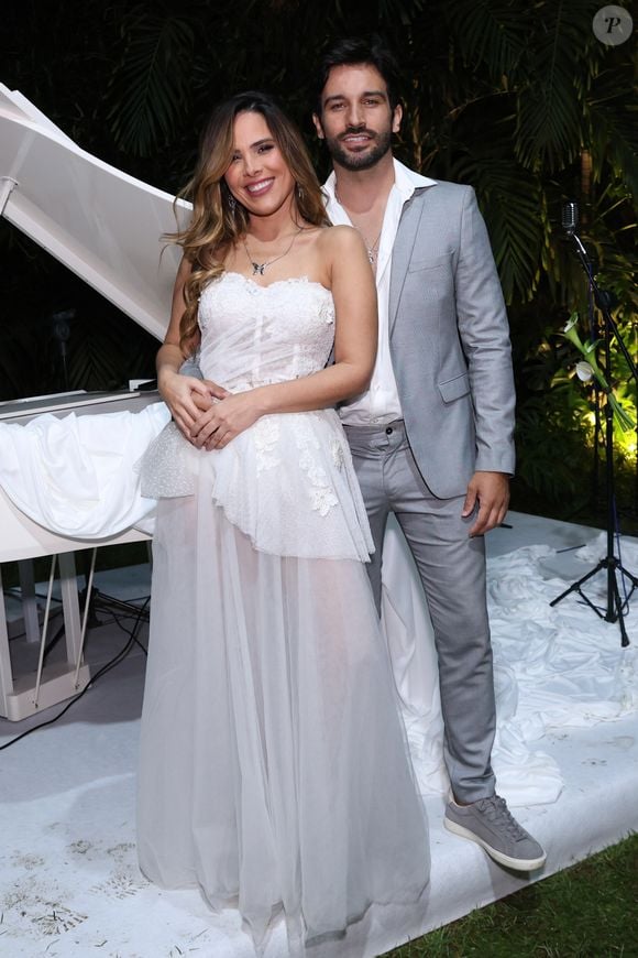Wanessa Camargo e o namorado Bruno Bevan