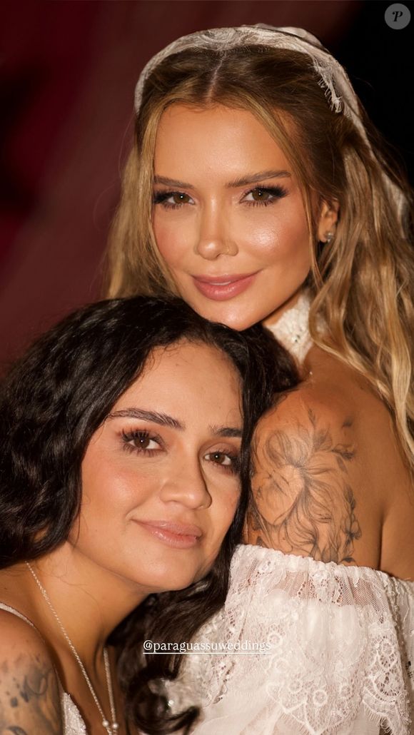 O casamento de Marcela Mc Gowan e Luiza Martins foi transmitido ao vivo pela web para fãs do casal