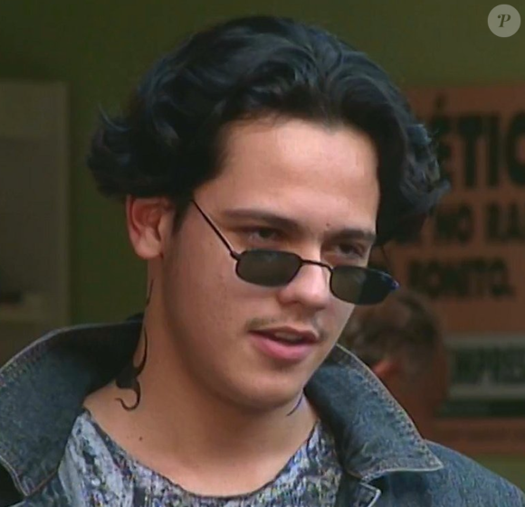 De acordo com Danton Mello em recente entrevista à revista Quem, a caracterização de seu personagem em 'A Viagem' era trabalhosa.