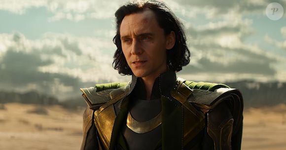 Tom Hiddleston (Loki) está confirmado em "Vingadores: Doomsday" que tem estreia marcada para maio de 2026.