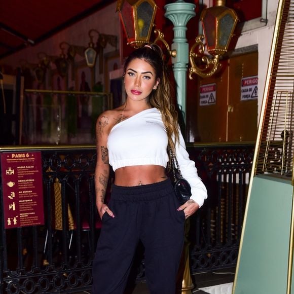 MC Mirella afastou chance de sexo a 3 ou mais após vídeo íntimo vazado com Dynho Alves: 'Nós não pretendemos adicionar mais pessoas ao sexo. Só nós dois'