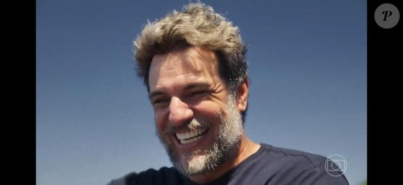 Molina (Rodrigo Lombardi) tentou matar Mércia (Adriana Esteves) afogada em uma sequência tenebrosa e malfeita em 'Mania de Você'