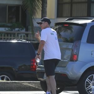 O hábito de acenar para um motorista tem relação com empatia e paciência