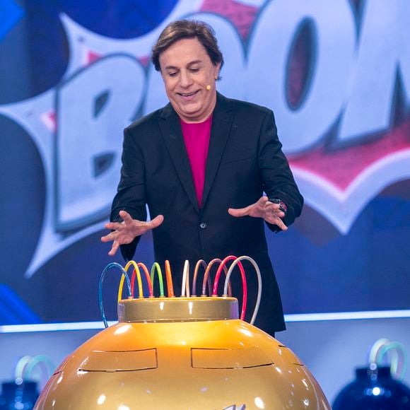 Record desistiu de duplo expediente de Tom Cavalcante no domingo com ‘Boom’ e ‘Acerte ou Caia!'