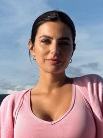 7 produtos em 10 minutos: segredo da beleza e pele de Kelly Piquet, namorada de Max Verstappen que acabou de dar à luz, é simples e fácil de copiar