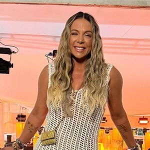 Carla Perez, ex-dançarina do É o Tchan, já relatou sua experiência de conversão