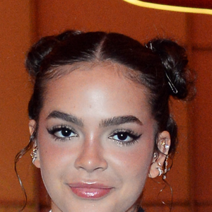 Com apenas 20 anos, Mel Maia explicou que passou pelo procedimento estético por conta dos treinos intensos, que estão a deixando com muitas linhas de expressão.