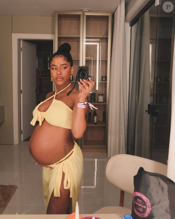 Assim estava a ex de MC Daniel na reta final da gravidez