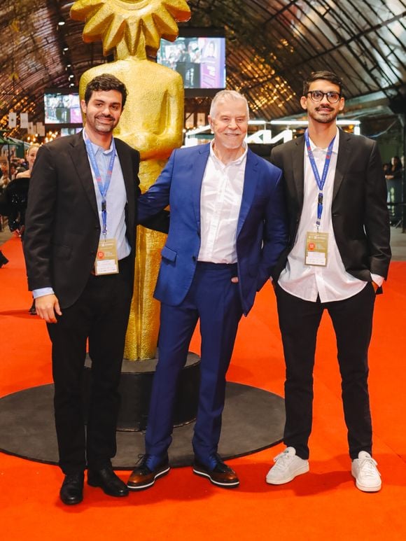 Miguel Falabella é pai de Theo e Cassiano