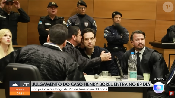 Além de falar sobre Henry, Monique acusou Jairinho de agressões durante o relacionamento. Segundo o g1 Rio, ela afirmou que foi enforcada após uma crise de ciúmes e que o ex-vereador teria invadido a casa de seus pais durante o episódio