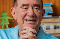 Renato Aragão recebe carta psicografada de grande amigo famoso.