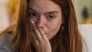 ‘Do meu lado. Foi horrível': o desespero de Giovanna Lancellotti após morte de eleitor durante votação nas Eleições 2026 no RJ