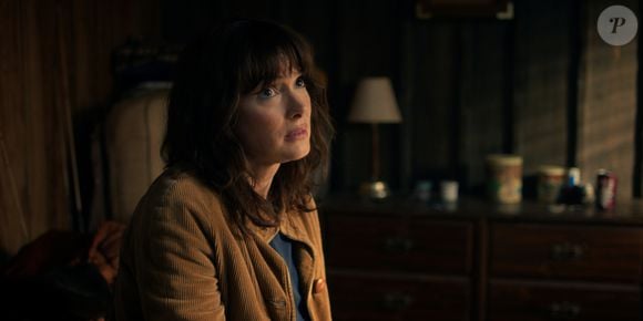 Os maiores salários de 'Stranger Things' estão com Winona Ryder e David Harbour, intérpretes de Joyce Byers e Jim Hopper na série