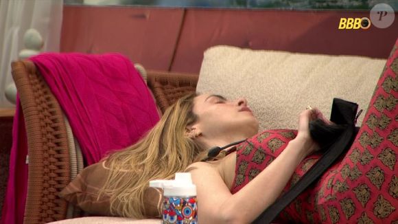Ana Paula reclama de ter saído da dinâmica e promete causar na casa do BBB 26