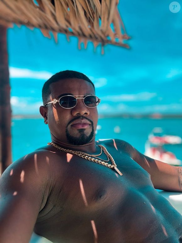 Davi Brito perdeu um contrato milionário com uma casa de apostas após ser acusado de fazer publicidade cruzada