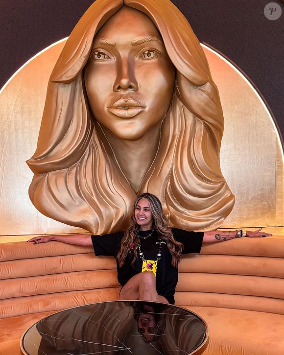 Karol Gerez quebrou o silêncio nesta segunda-feira (02). Sem entrar em maiores detalhes, ela garante que as informações que circularam a seu respeito são mentirosas