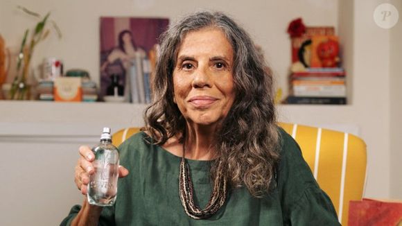 Maria Gladys aos 85 anos: atriz veterana enfrenta situação de vulnerabilidade no interior de Minas Gerais.