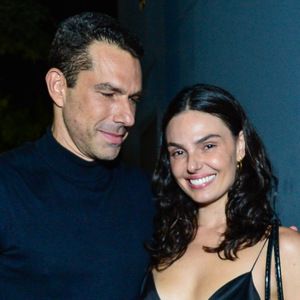 Aeroporto fechado? Celulares bloqueados? Antes de casamento luxuoso com Isis Valverde, Marcus Buaiz se pronuncia sobre rumores