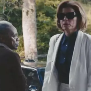 Em 'Vale Tudo', Odete Roitman (Debora Bloch) é conhecida por suas atitudes maquiavélicas, inclusive com o filho 'perdido' Leonardo, que todos achavam que tinha morrido.