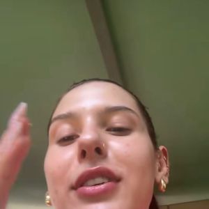 Ana Castela desmente affair com Zé Felipe e transforma rumor em piada nas redes