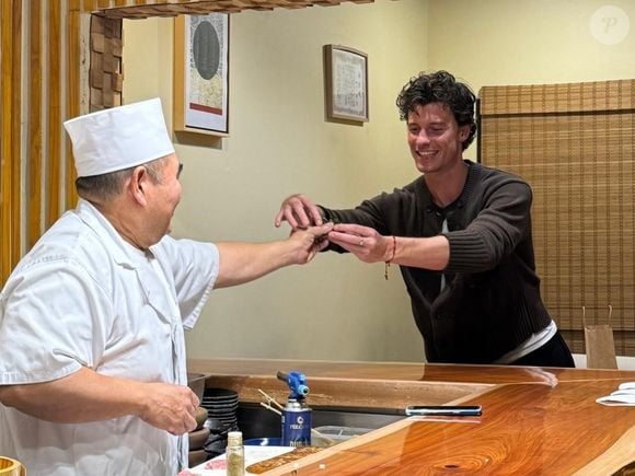 Discreto por fora e sofisticado por dentro, o Makoto San conquistou Shawn Mendes com uma experiência gastronômica que pode ultrapassar os R$ 1.000 por pessoa