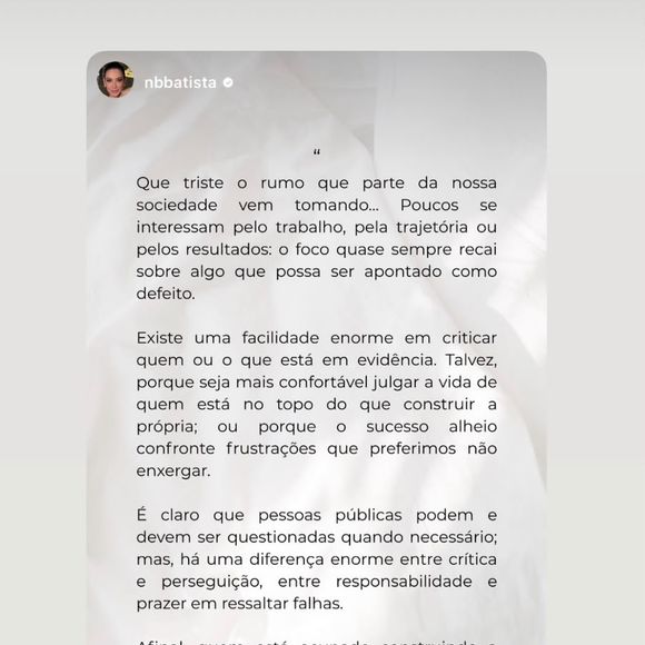 Neymar compartilhou uma mensagem sobre os limites entre críticas e perseguições poucas horas após a vitória polêmica do Santos sobre o Remo. O texto afirma que "há uma enorme diferença entre crítica e perseguição" e defende que quem está focado em construir a própria história não perde tempo tentando diminuir quem já chegou ao topo