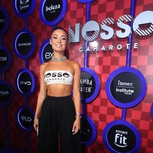 Mesmo sem interação pública, Sophie Charlotte e Xamã movimentam o Carnaval ao comparecerem à Sapucaí na mesma noite.
