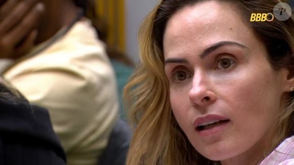 Ana Paula Renault rebate críticas e nega qualquer privilégio dentro do reality