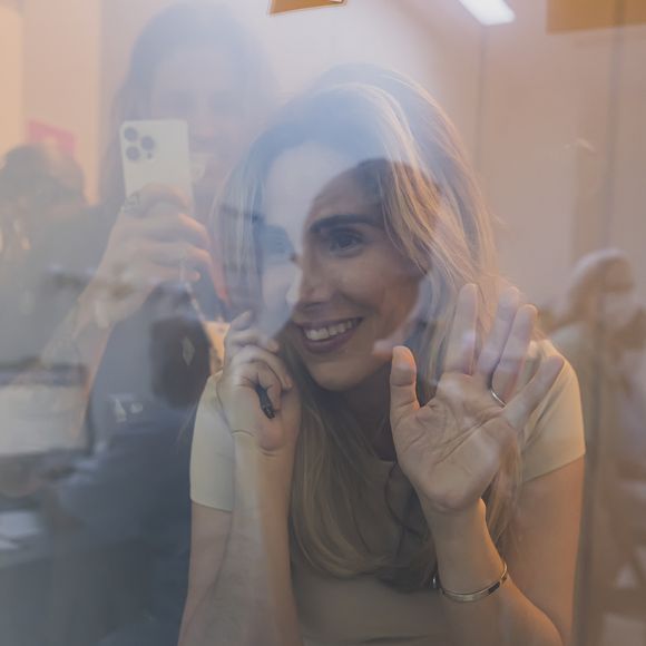 Filha de Zezé Di Camargo e Graciele Lacerda nasceu em 25 de dezembro de 2024 e a irmã mais velha, Wanessa, acompanhou o parto