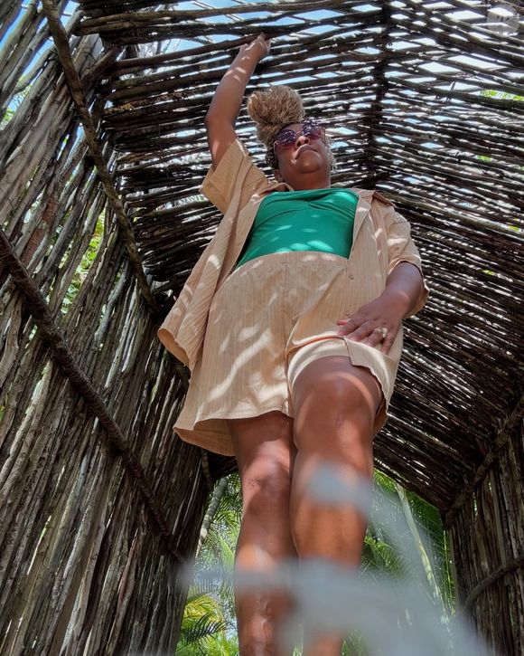 Cacau Protásio desabafou que não conseguia andar de salto e sequer tinha fôlego para aguentar a rotina de trabalho