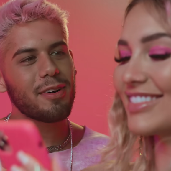 A volta de 'Só Tem Eu'! Após Virgínia e Zé Felipe dividirem palco na festa da filha, hit com 295 milhões de visualizações no YouTube e #9 no Spotify volta atrair fãs: 'Não paro de ouvir'