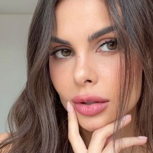 O pronunciamento de Amanda Kimberlly repercutiu nas redes sociais após a influenciadora afirmar que não pretende voltar a comentar a polêmica e encerrar o assunto publicamente