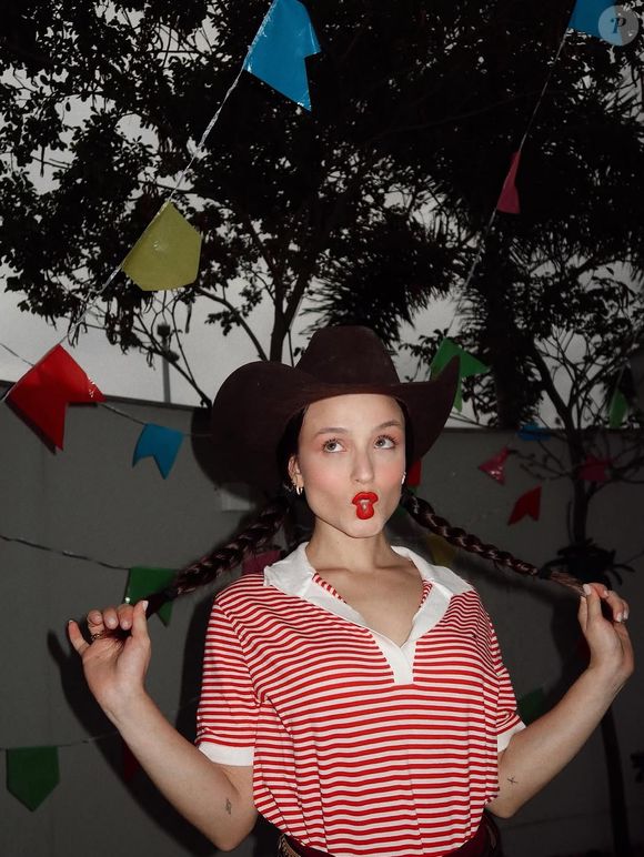 Larissa Manoela assumiu que junho é seu mês preferido