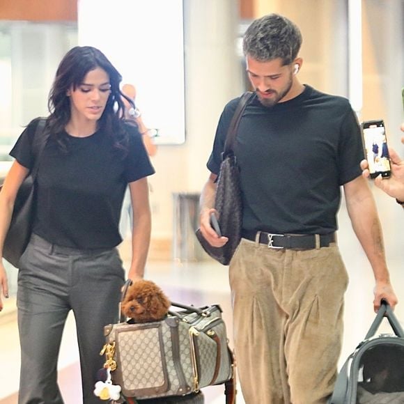 Especialista revela os cuidados indispensáveis para manter saudável a raça de Chihiro, cachorrinha de Bruna Marquezine; João Guilherme e Bruna Marquezine adoraram Haku e Chihiro durante viagem ao Japão.